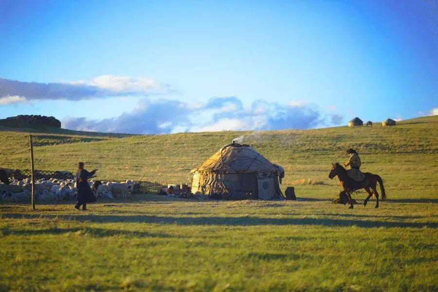 内蒙古，自然宝藏与多元文化融合之地